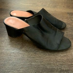 Set of TWO sandals